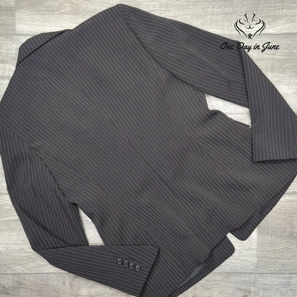 Tahari Pin Stripe Single Button Blazer Size 10 - Picture 5 of 5